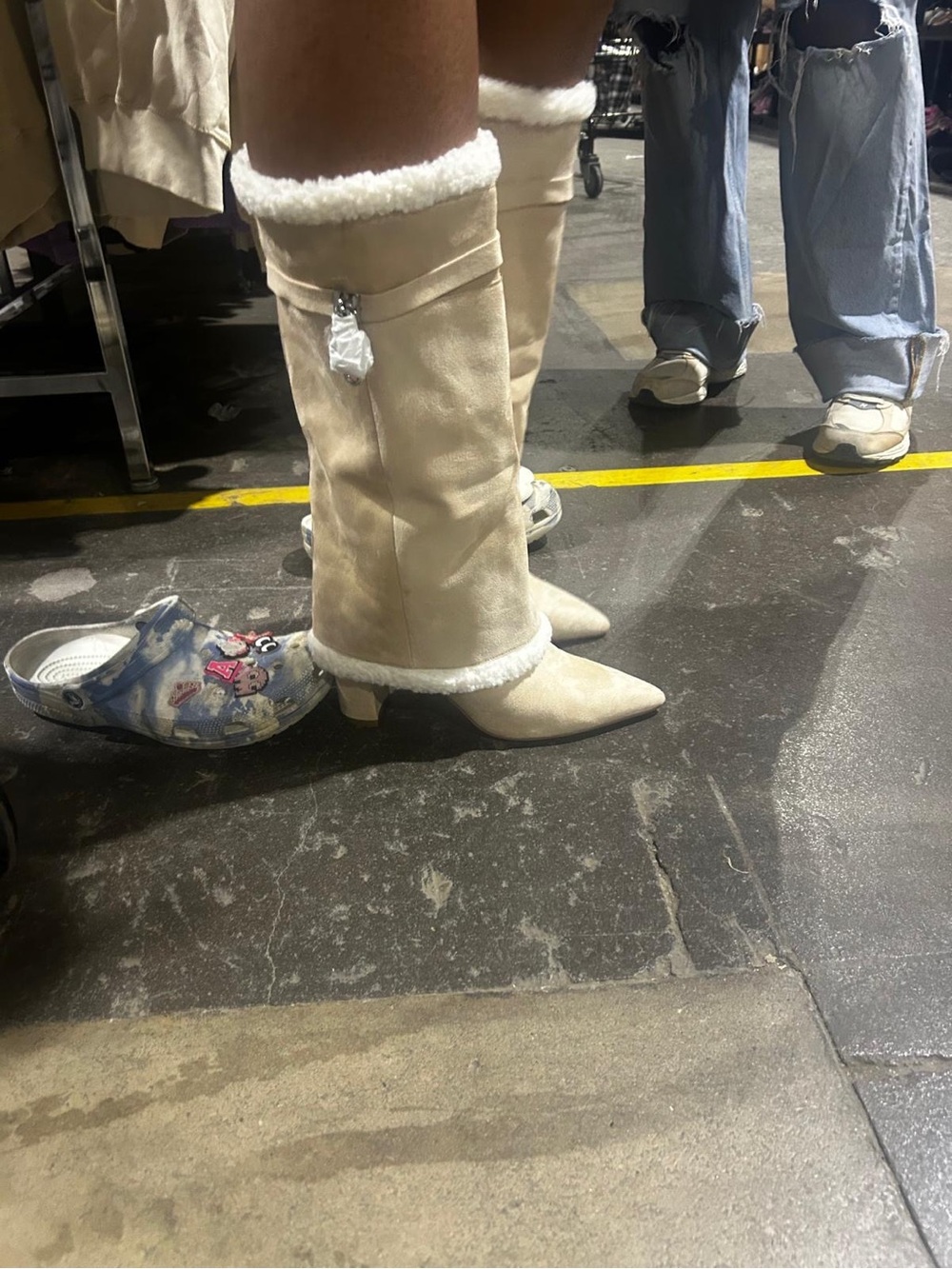 Knee-High 3 ‘’Inch heel Pointed Toe Faux Shearling-Trim Boots in Cream